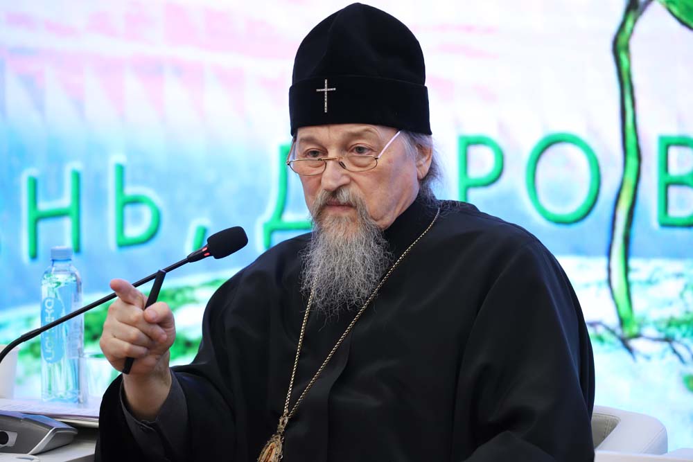 Студенты НИУ «БелГУ» встретились с главой Белгородской митрополии