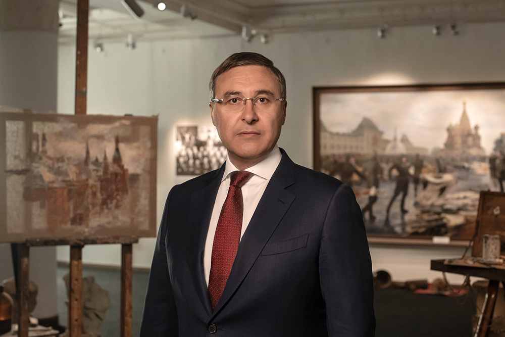 Министр науки и высшего образования поздравил ветеранов с 9 Мая