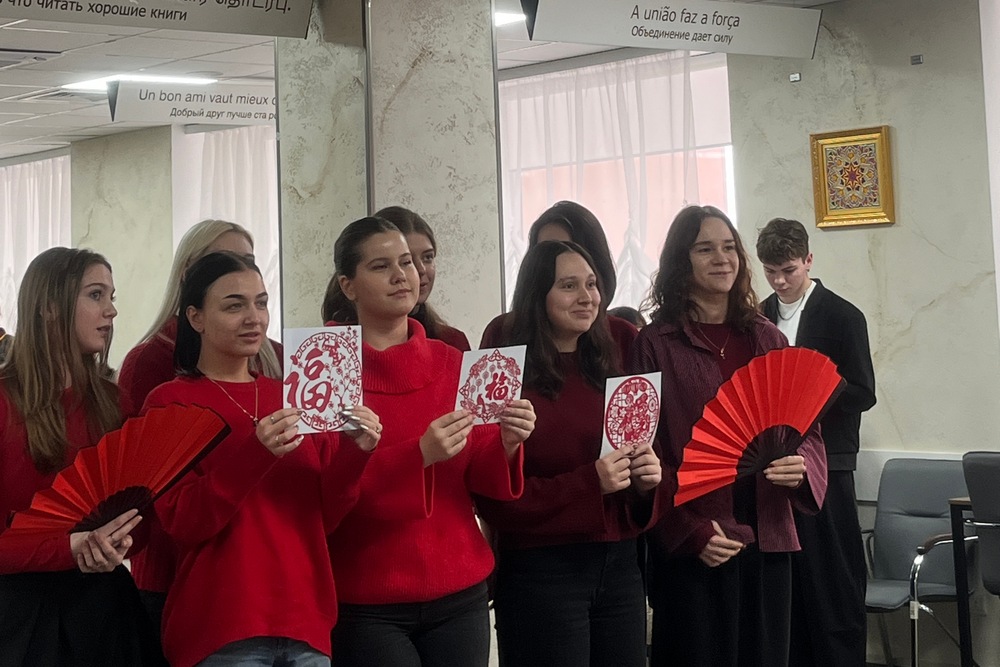 В ИМКиМО встретили китайский Новый год 