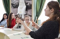 Хорошо, что рождаются хорошие люди!