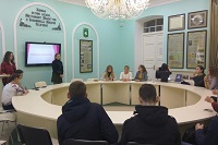 Заседание клуба молодой семьи на тему «Бывает ли «вторая половинка»: любовь или влюбленность?»