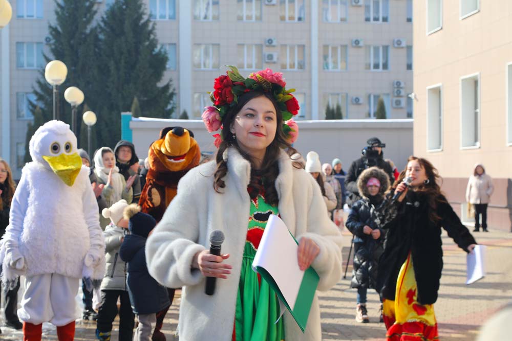 В НИУ «БелГУ» отпраздновали Масленицу