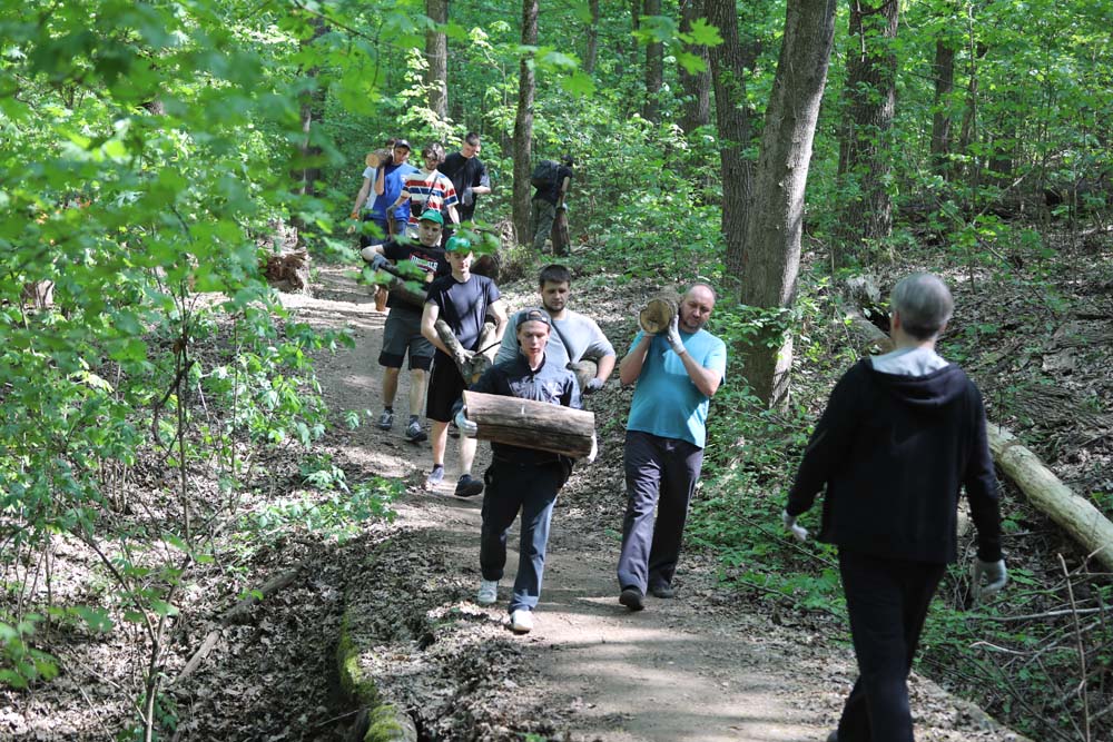 Коллектив Белгородского госуниверситета принял участие в общегородском субботнике
