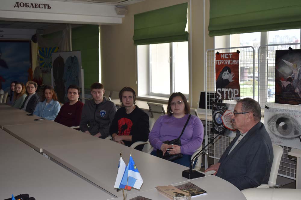 Студенты НИУ «БелГУ» узнали об истории женского образования в России