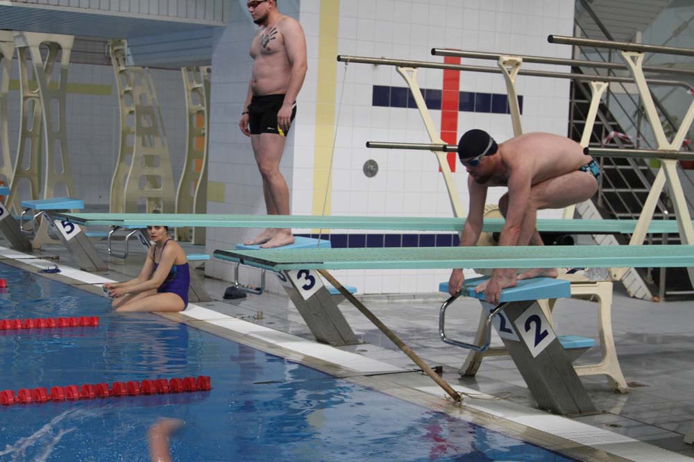 В НИУ «БелГУ» прошёл этап Спартакиады преподавателей и работников по плаванию