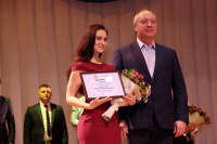 Лучшим студентам года вручены именные стипендии