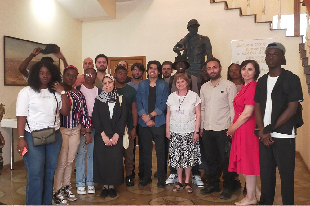 Иностранные студенты НИУ «БелГУ» посетили с экскурсией город Губкин