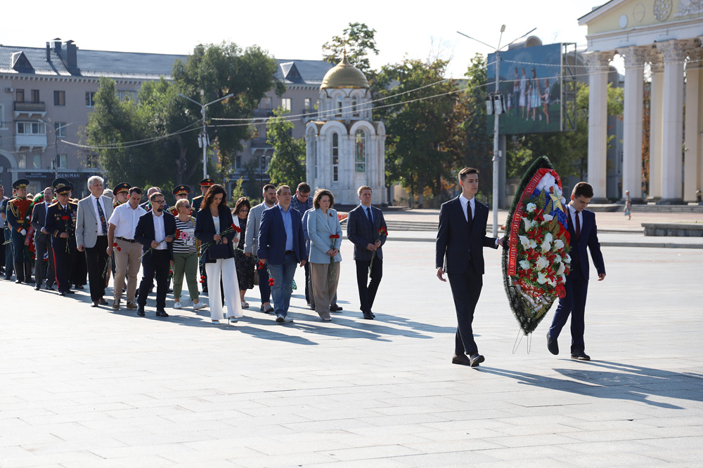 Делегация НИУ «БелГУ» присоединилась к Волне памяти в честь Дня освобождения города