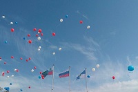 Студенты СТФ приняли участие в праздновании Дня государственного флага России